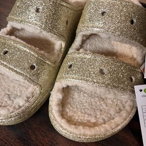 CROCS Gold GLITTER Crocs with Fun Charms M6 W8